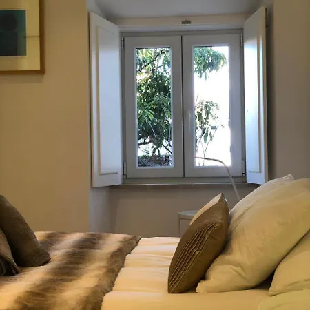 Ultra Chic Santa Catarina Apartment Lisbon